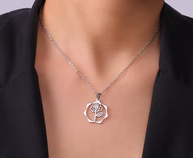 Birth Flower Necklace, 925 Sterling Silver ,Personalized Jewelry for Gift Idea, Graduation Gift for her , Mom Necklace, Best Friend Gift